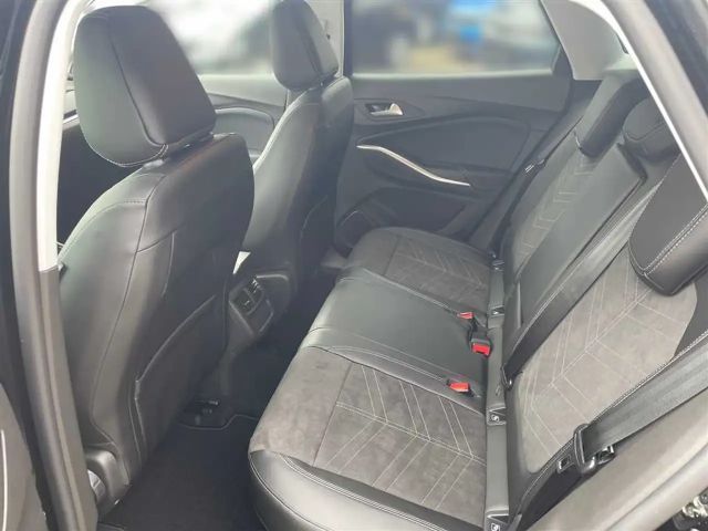 Opel Grandland X 1.2 Turbo Turbo Ultimate