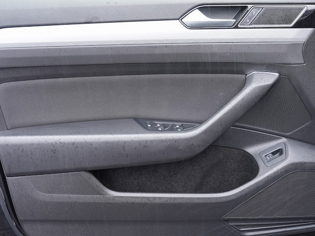 Volkswagen Passat 2.0 TDI Business DSG Variant