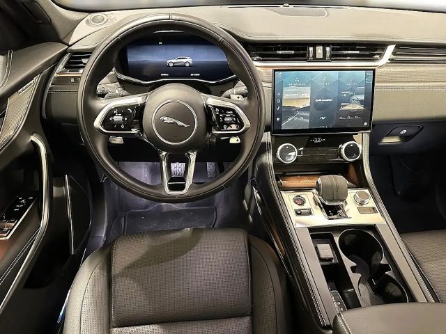 Jaguar F-Pace AWD D200 R-Dynamic