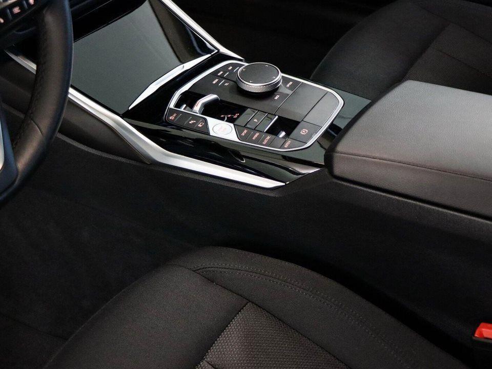 BMW 320 320e Touring