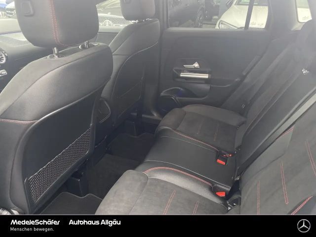 Mercedes-Benz GLA 200 AMG Line