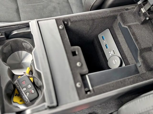 Jaguar F-Type AWD Coupe R-Dynamic