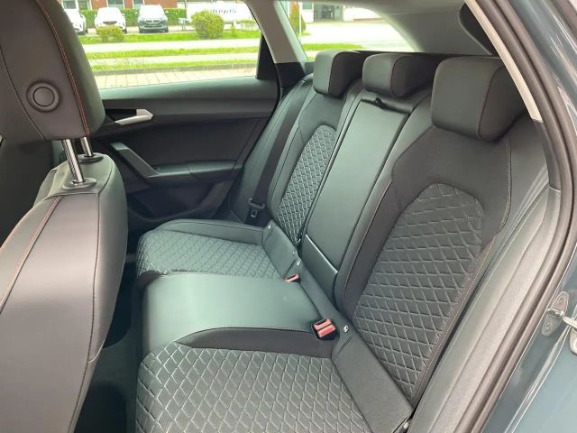 Seat Leon 1.5 eTSI FR-lijn