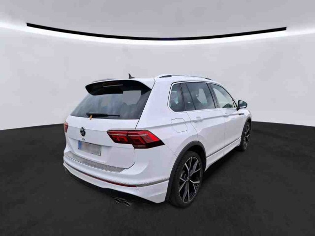 Volkswagen Tiguan Tiguan 4M R PANO LM21 HARMAN KAMERA