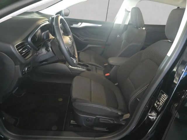 Ford Focus Titanium Wagon