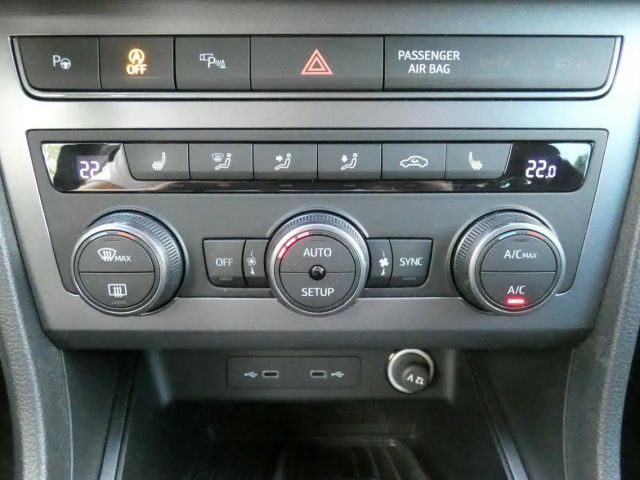 Cupra Ateca 2.0 #4DRIVE #AHZV #ACC #LEDER