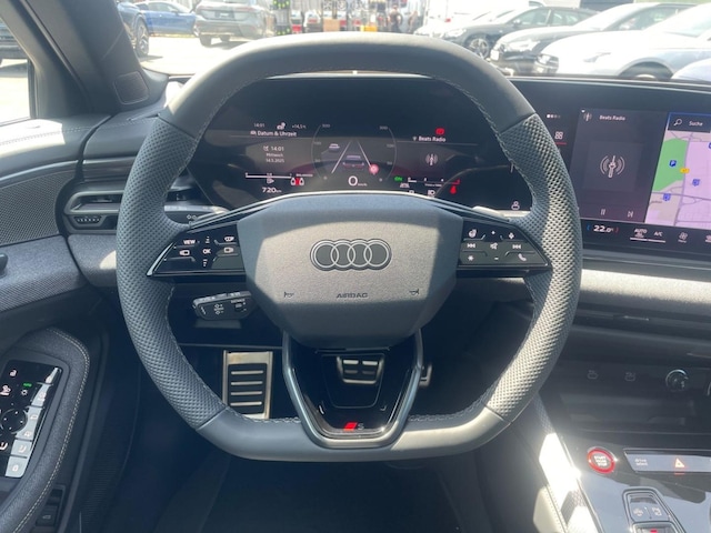 Audi A6 Avant Quattro S-Tronic