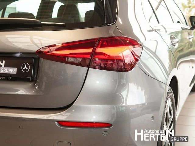 Mercedes-Benz A 200 Progressive