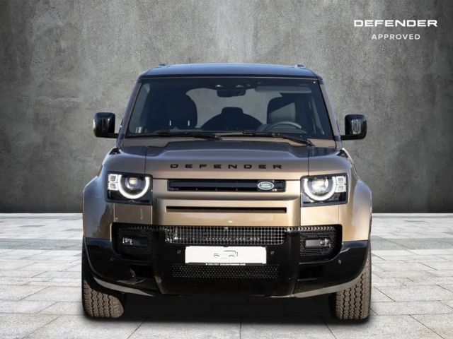 Land Rover Defender 110 D250 Dynamic SE