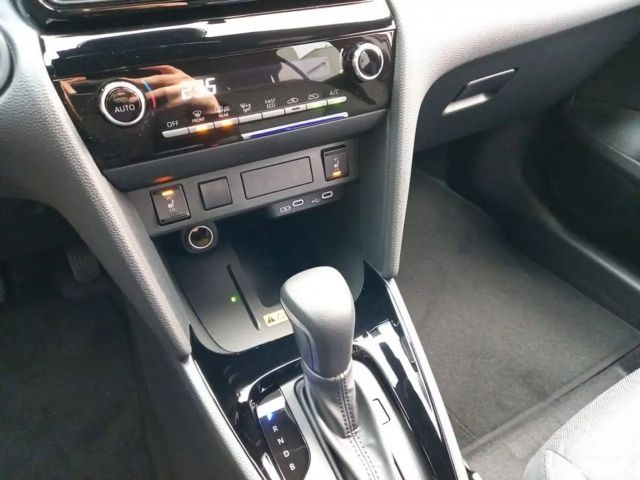 Toyota Yaris Cross Teamplayer,Safety-Paket,Winter-Paket