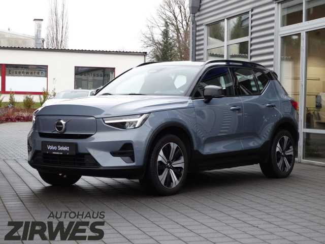 Volvo XC40 AWD Plus Recharge Twin Engine