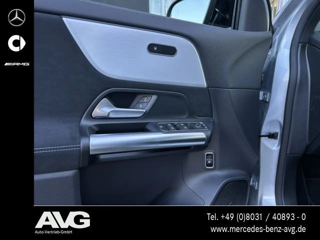 Mercedes-Benz GLA 200 AMG Line