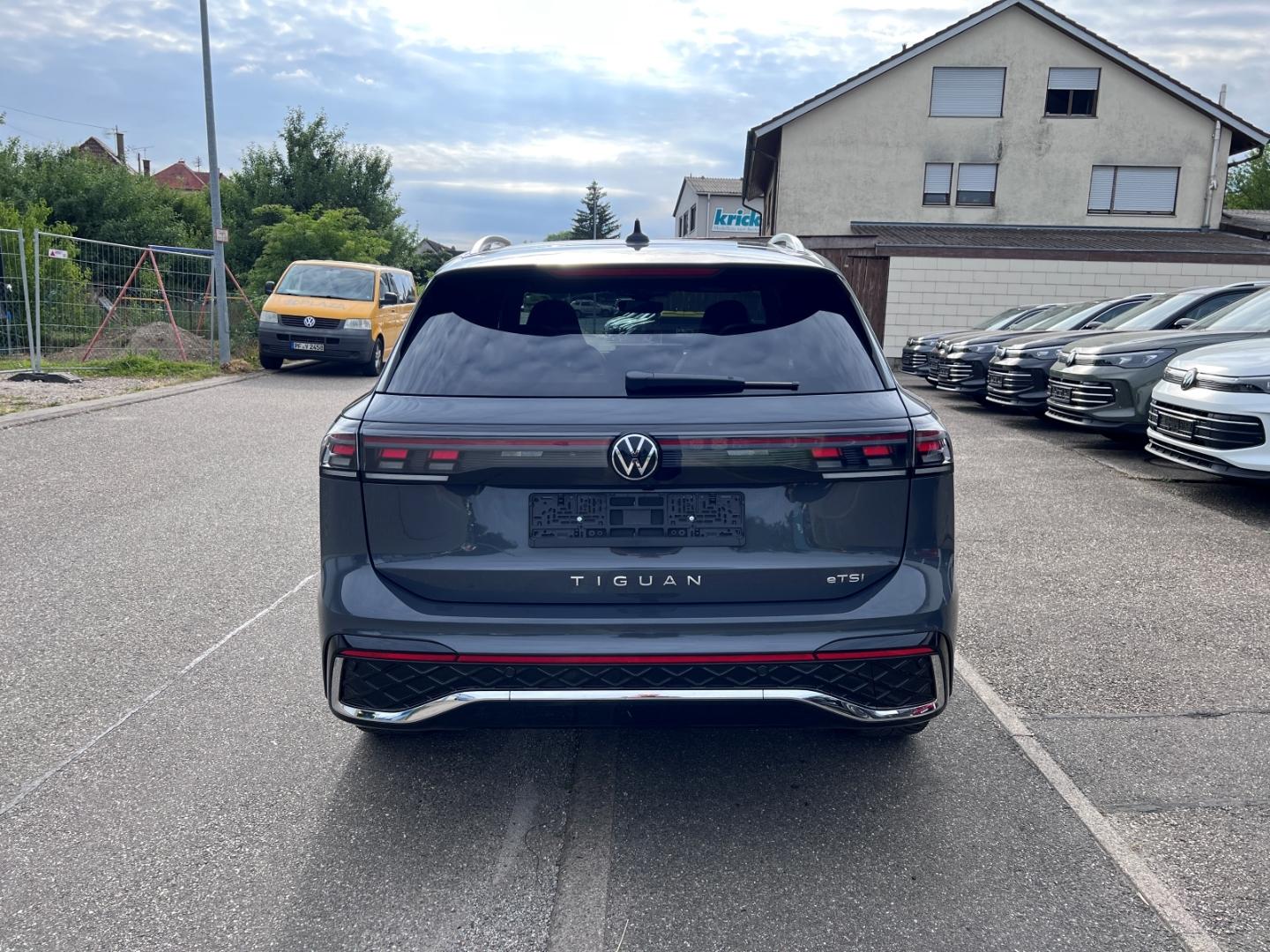 Volkswagen Tiguan 1.5 eTSI IQ.Drive R-Line