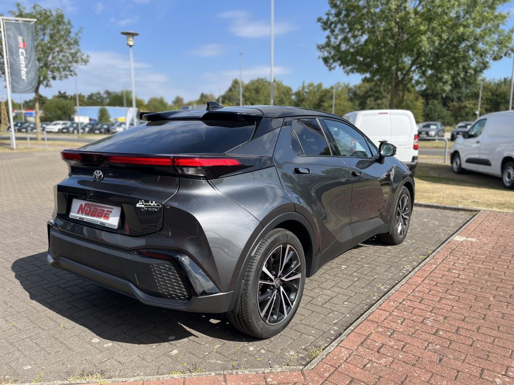 Toyota C-HR 5-deurs Lounge