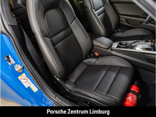 Porsche 992 Carrera Coupé