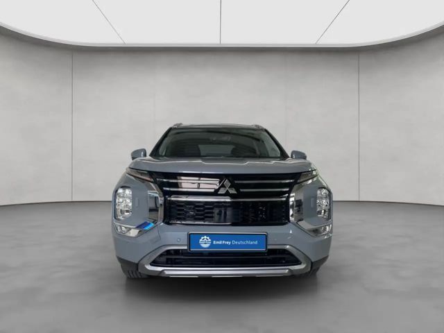Mitsubishi Outlander 4WD PHEV
