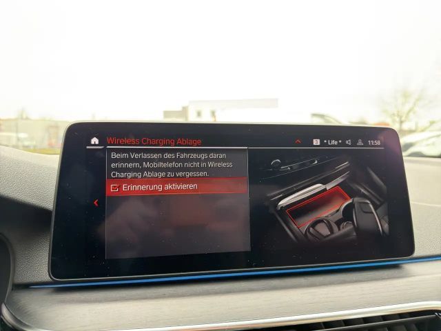 BMW 545 545e M-Sport Sedan xDrive