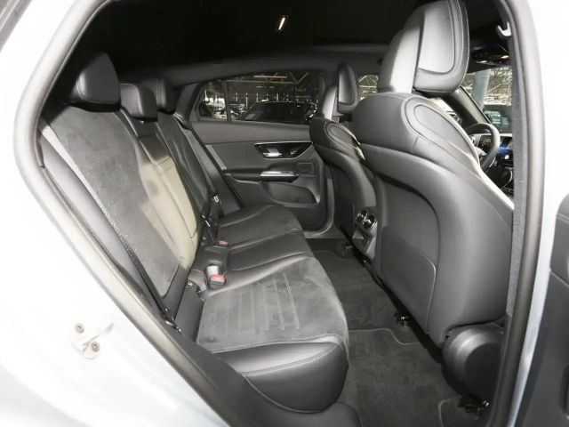 Mercedes-Benz GLC 200 4MATIC AMG Line Coupé