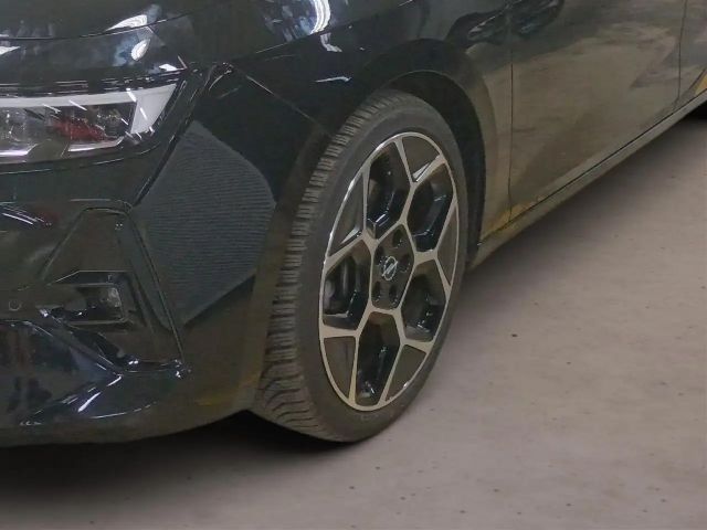 Opel Astra Sports Tourer Ultimate