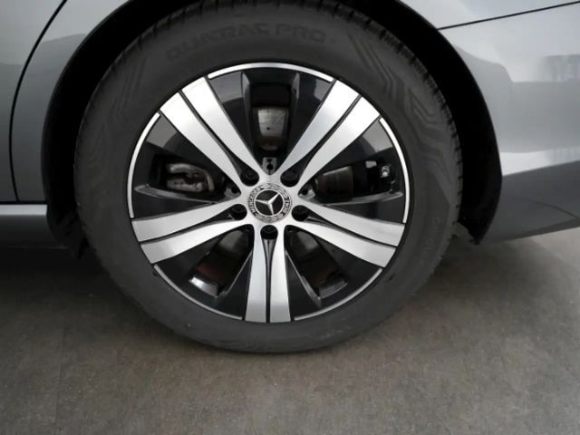 Mercedes-Benz C 220 AVANTGARDE C 220 d Estate