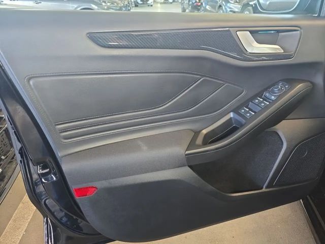 Ford Focus EcoBoost ST Line Wagon