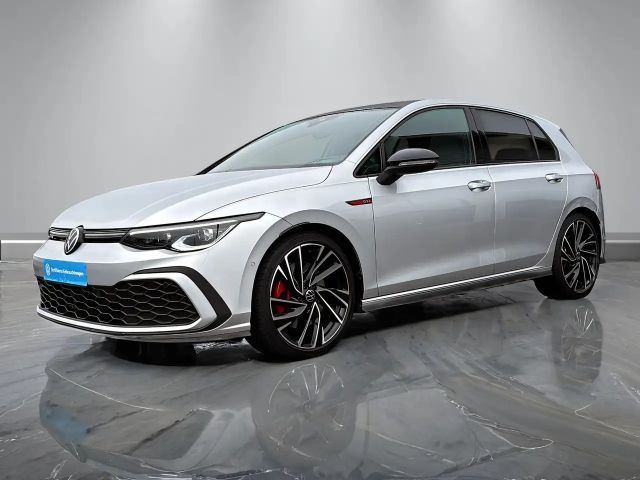 Volkswagen Golf GTI Style
