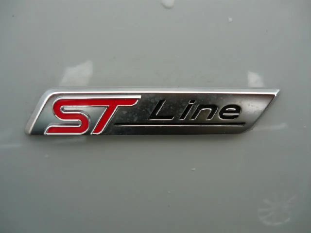 Ford Puma ST Line