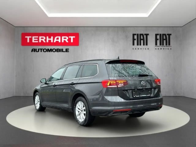 Volkswagen Passat 1.5 TSI Business DSG Variant