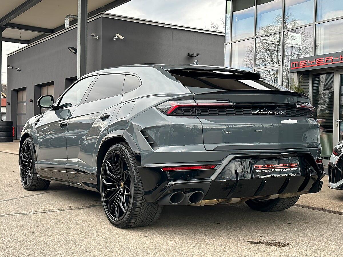 Lamborghini Urus URUS SE