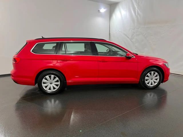 Volkswagen Passat 2.0 TDI Business DSG Variant