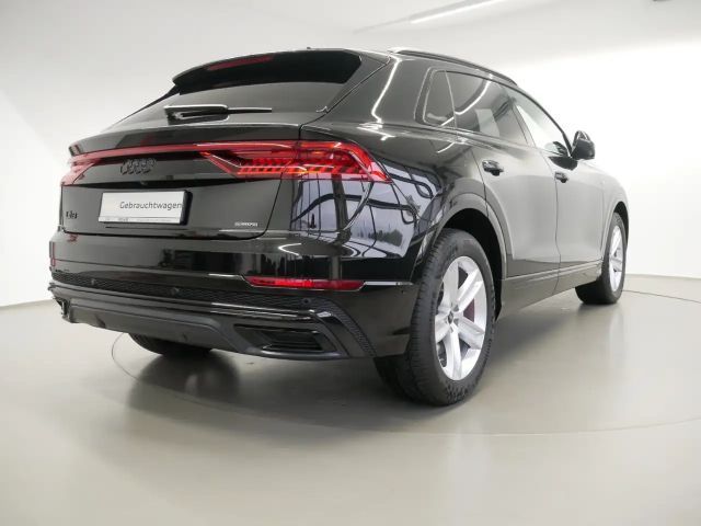 Audi Q8 55 TFSI Hybride Quattro S-Line