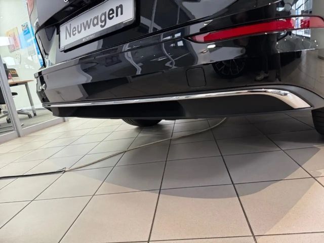 Volkswagen Golf 1.5 TSI Golf VIII Variant