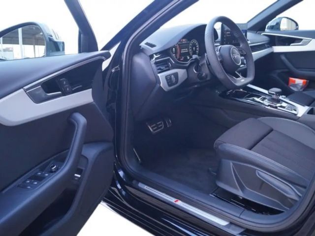 Audi A4 40 TFSI Avant S-Line