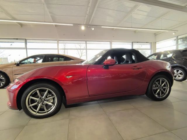 Mazda MX-5 Exclusive-line SkyActiv