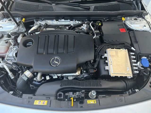 Mercedes-Benz CLA 200 CLA 200 d Shooting Brake