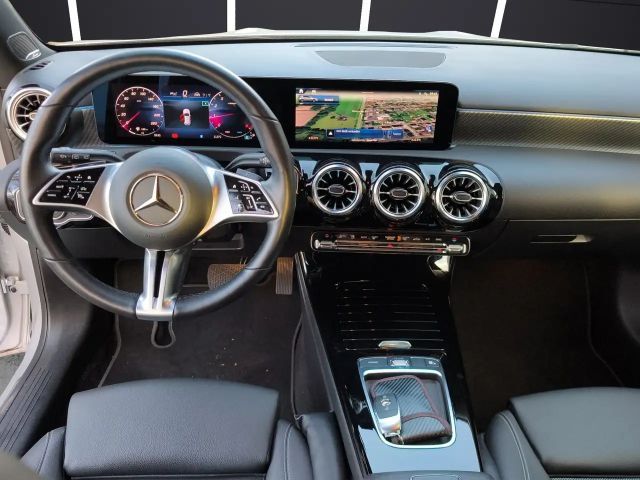 Mercedes-Benz A 200 Progressive