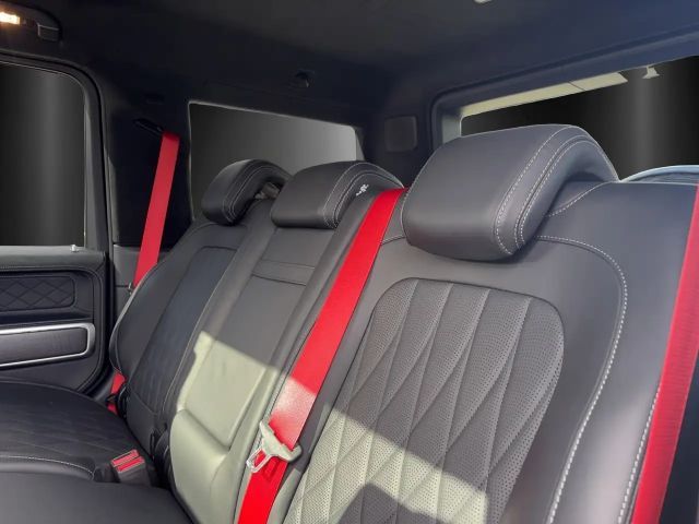 Mercedes-Benz AMG G G63 Driver`s DISTR Masage Standh FondTV Exclusiv