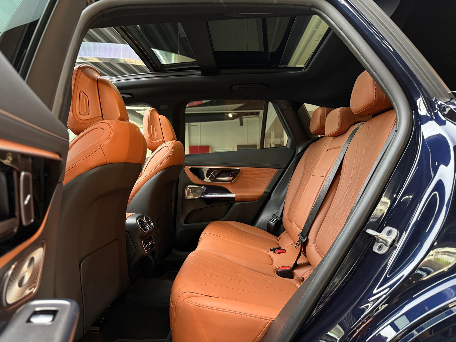 Mercedes-Benz GLC 300 4MATIC AMG Line GLC 300 d