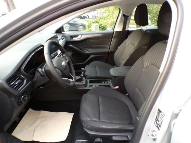 Ford Focus Titanium Wagon