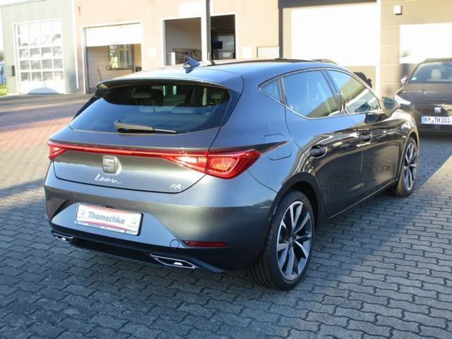 Seat Leon 1.5 eTSI FR-lijn Sportstourer