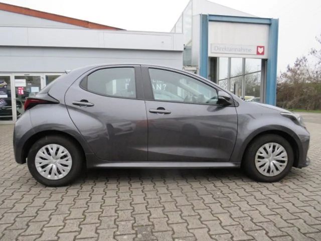 Toyota Yaris Comfort Hatchback