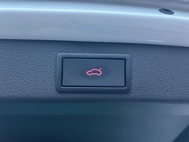 Skoda Superb 2.0 TDI Combi Sportline