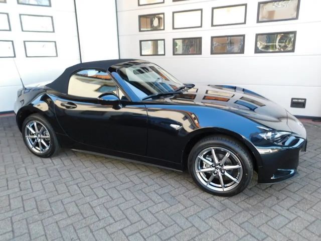 Mazda MX-5 Exclusive-line SkyActiv