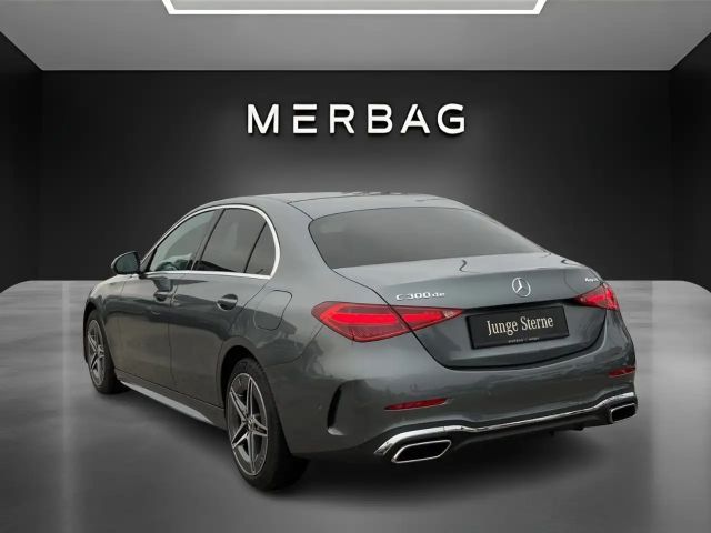Mercedes-Benz C 300 4MATIC Sedan