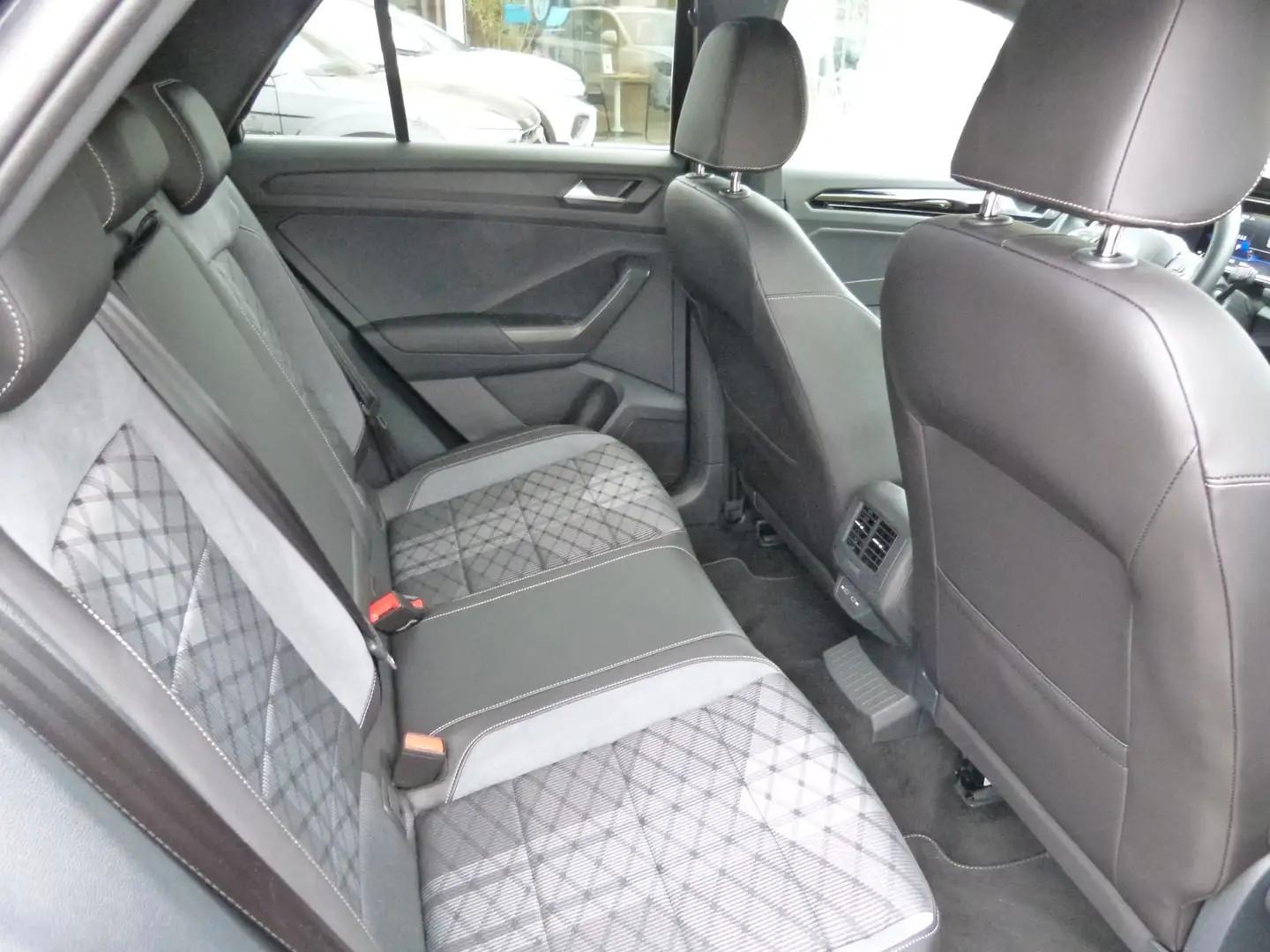 Volkswagen T-Roc 1.5 TSI DSG Plus R-Line