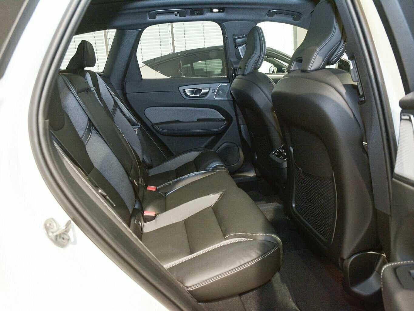 Volvo XC60 AWD Dark Ultimate