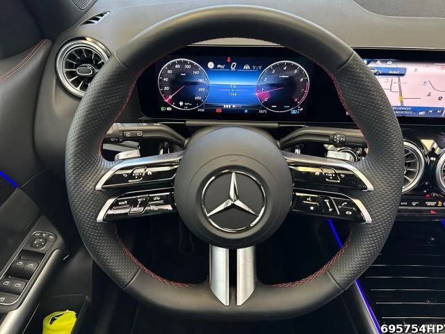 Mercedes-Benz GLA 220 4MATIC AMG Line