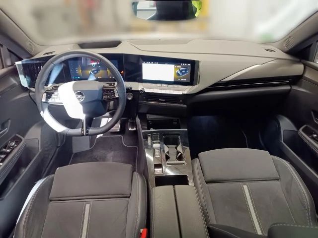 Opel Astra GSe Sports Tourer