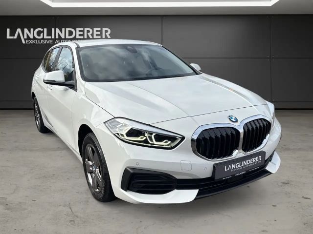 BMW 116 116i Advantage pakket Sedan