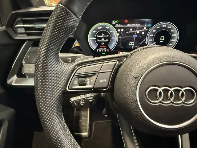Audi A3 40 TFSI Hybride S-Line Sedan